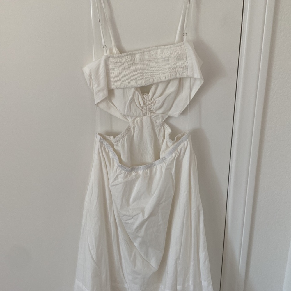 ASTR DRESS - Picture 3 of 4